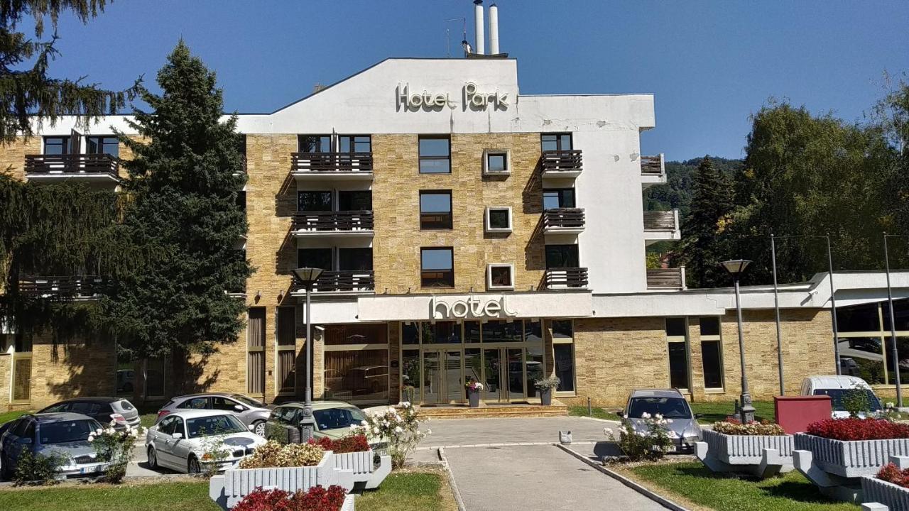 Hotel Park إيفانييتسا المظهر الخارجي الصورة